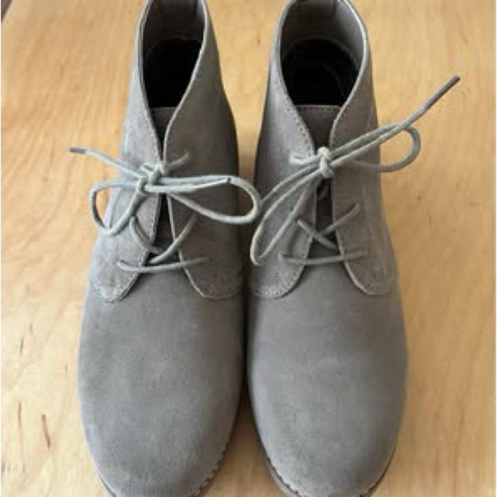 Clarks Desert Boots - Gray